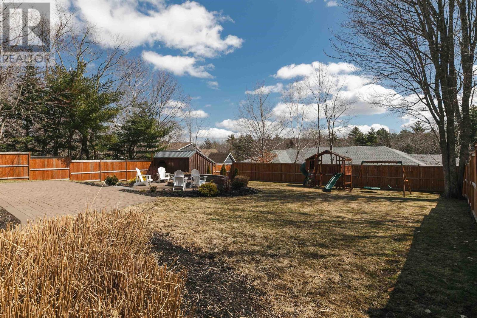 Property 31 of 50 of 140 Pinecrest Boulevard