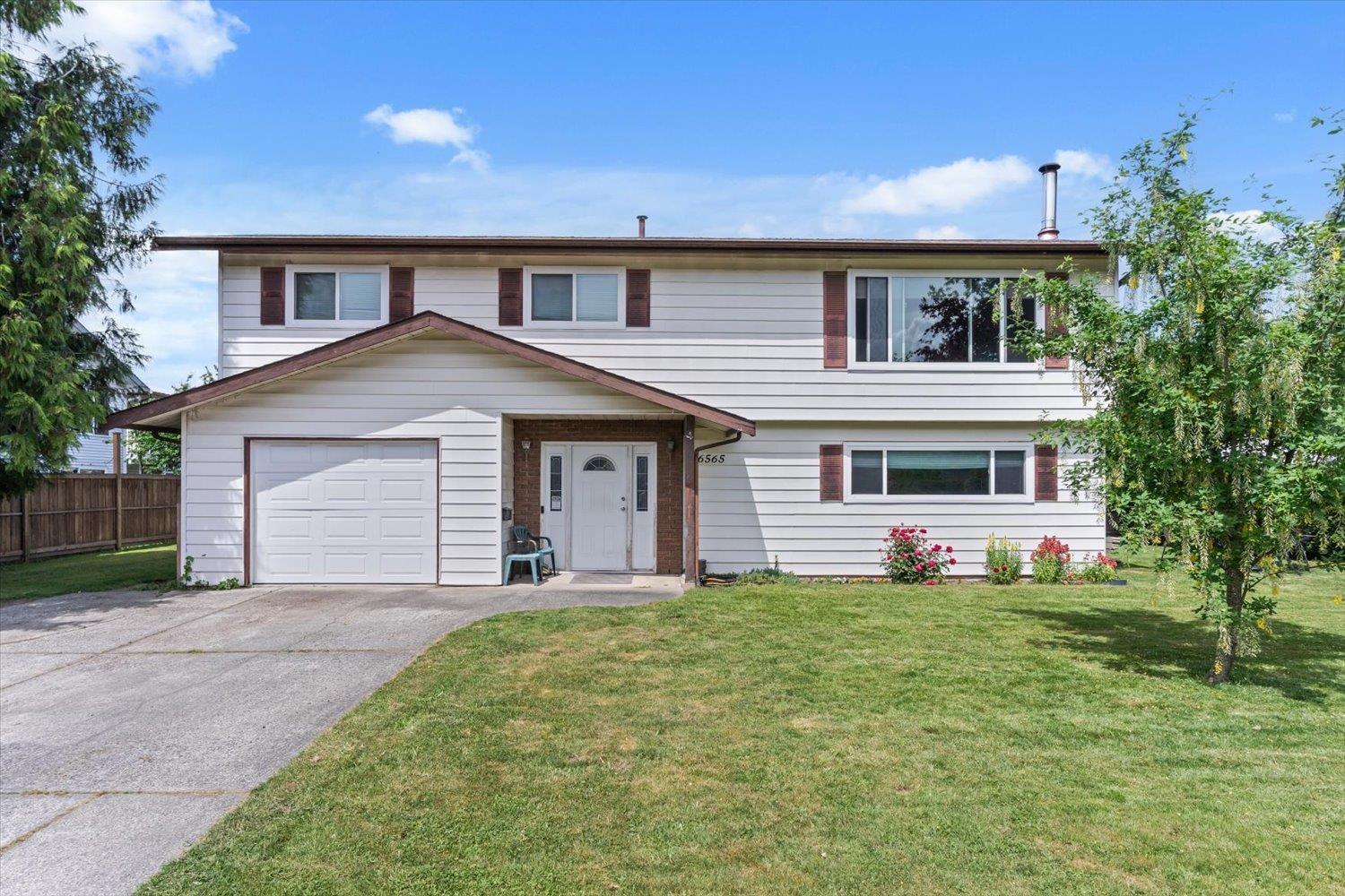46565 MCCAFFREY Boulevard - main photo