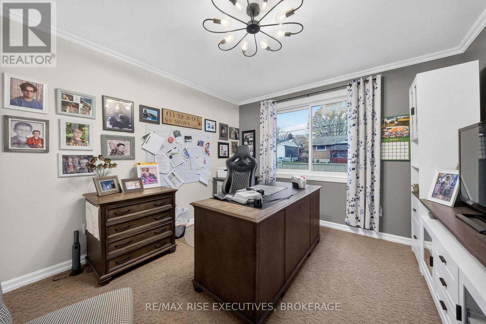 931 LINCOLN DRIVE - 23