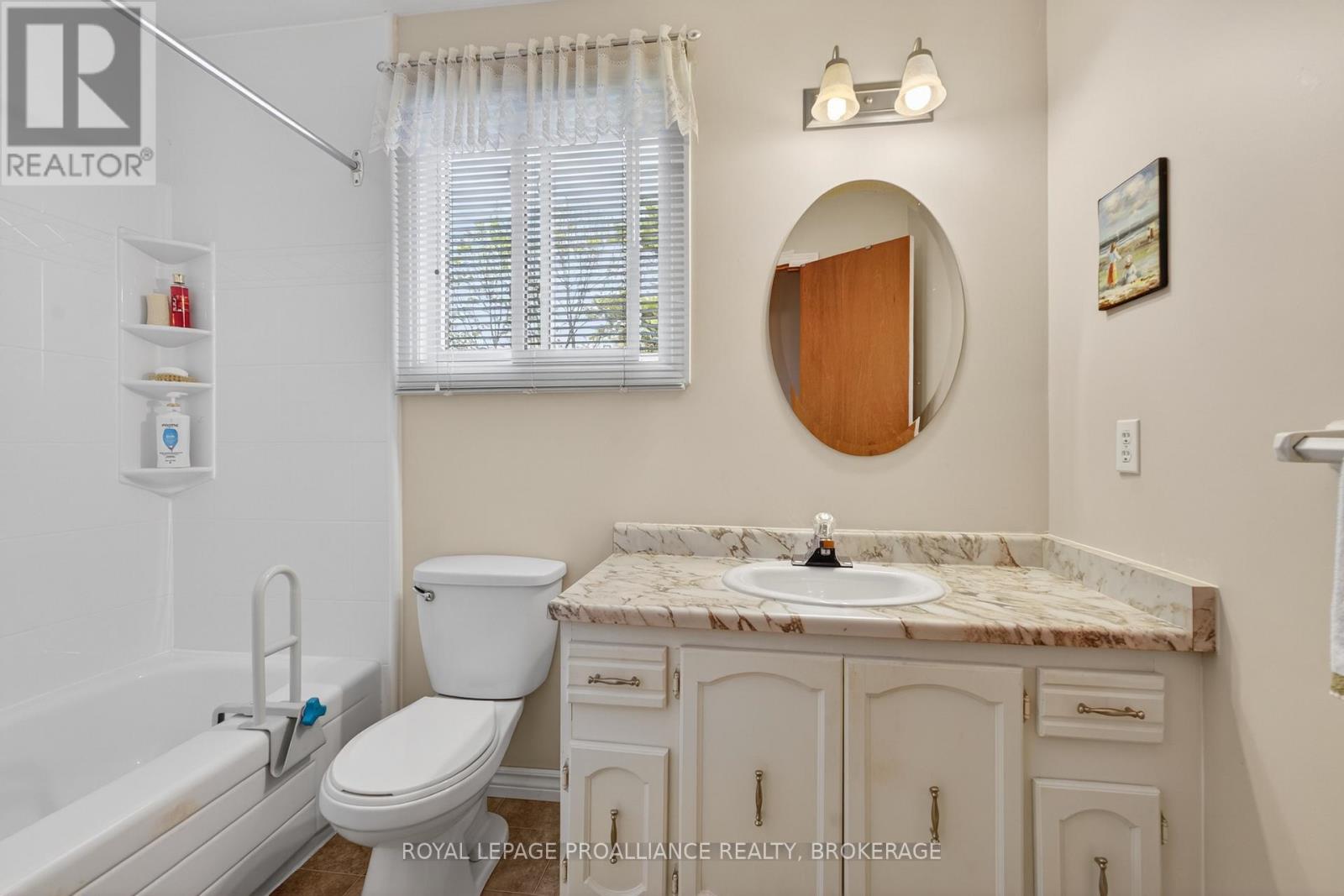 887 CRESTWOOD AVENUE - 20
