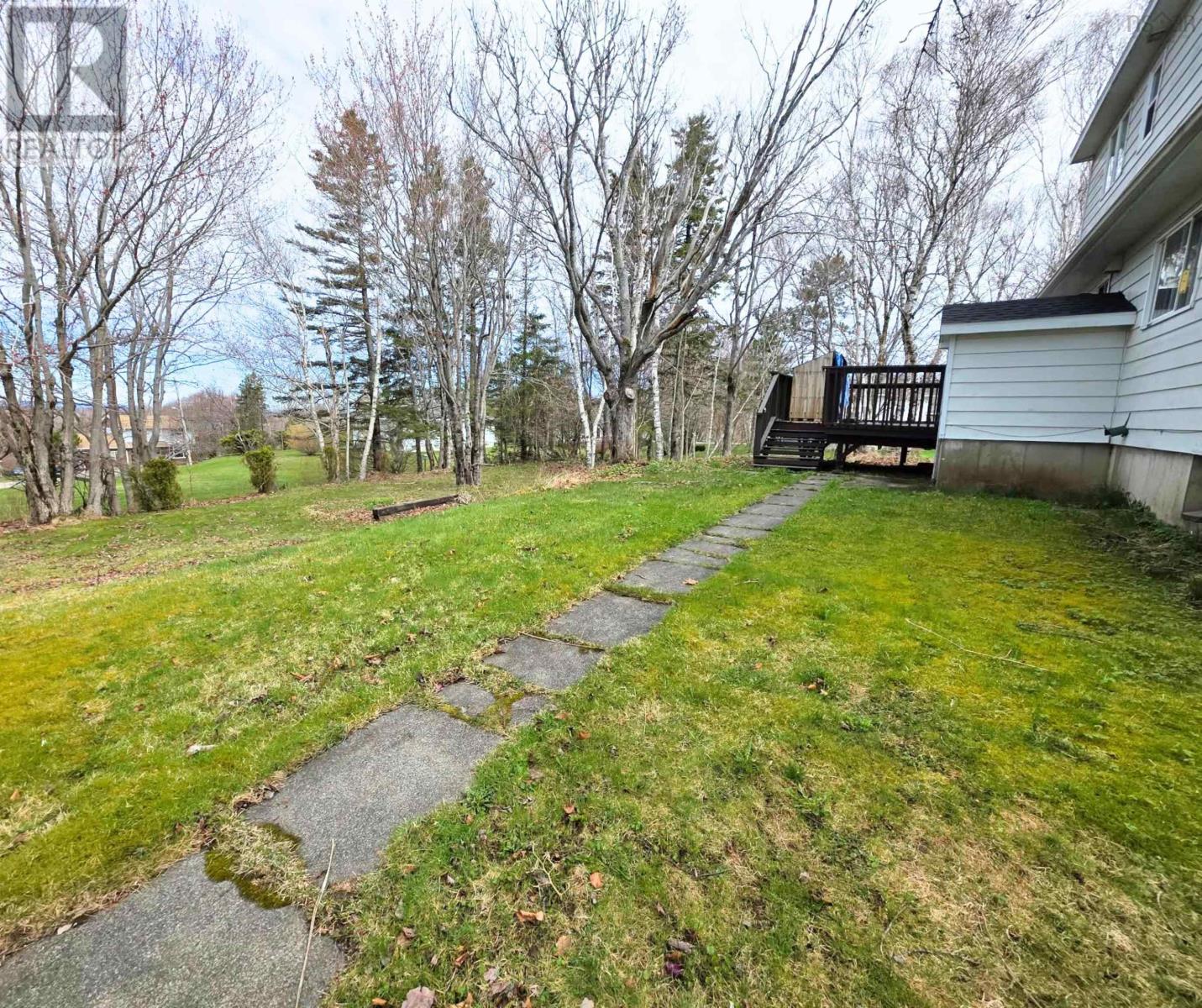 70 Glenn Avenue - Image 2