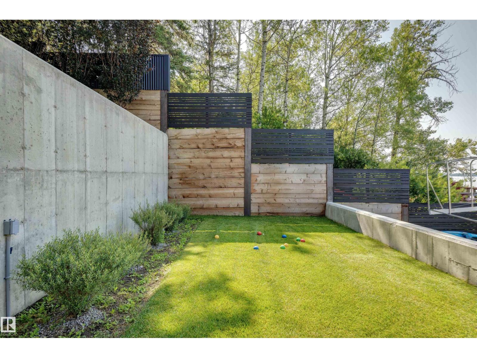 71 Birchcliff RD - 40
