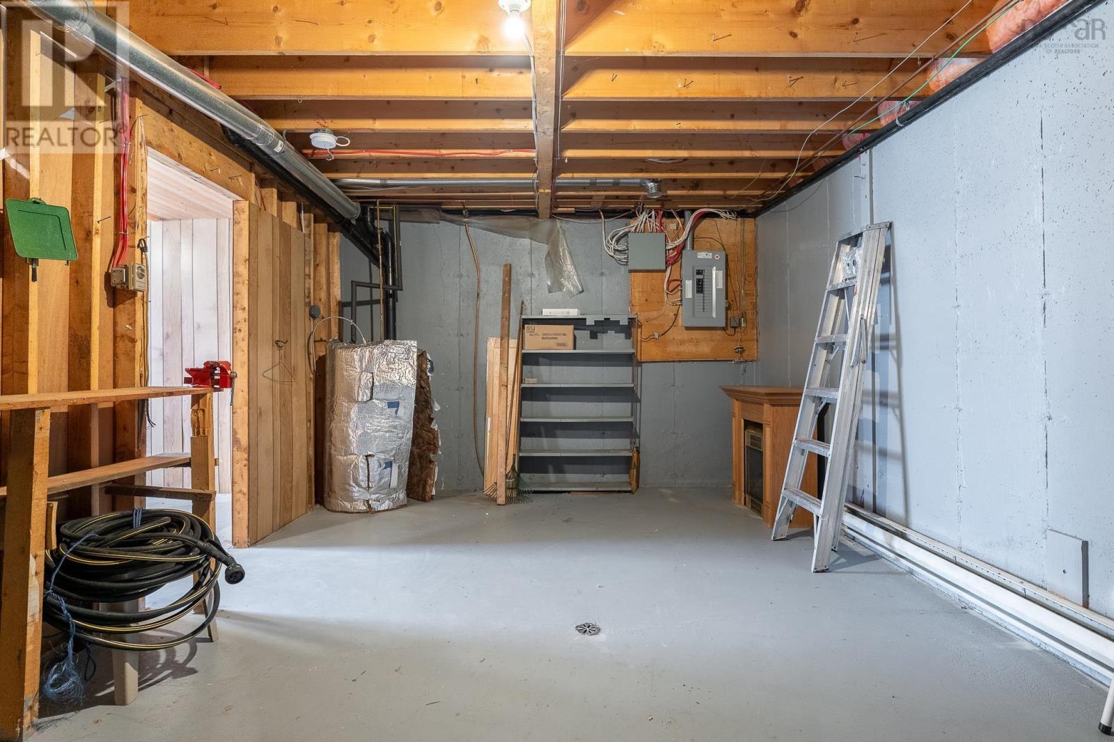 15 Theakston Avenue - 35