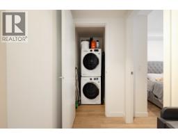 208 9888 University Crescent, Burnaby, BC V5A0G4 Photo 9