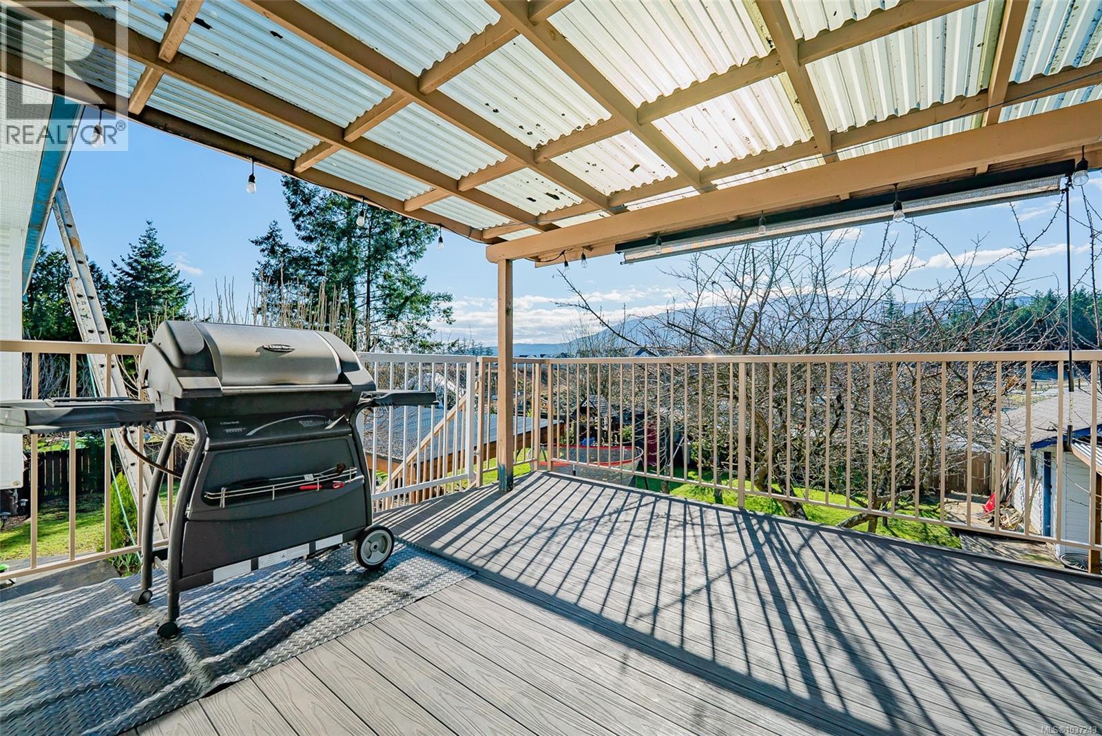 2319 Rosstown Rd, Nanaimo