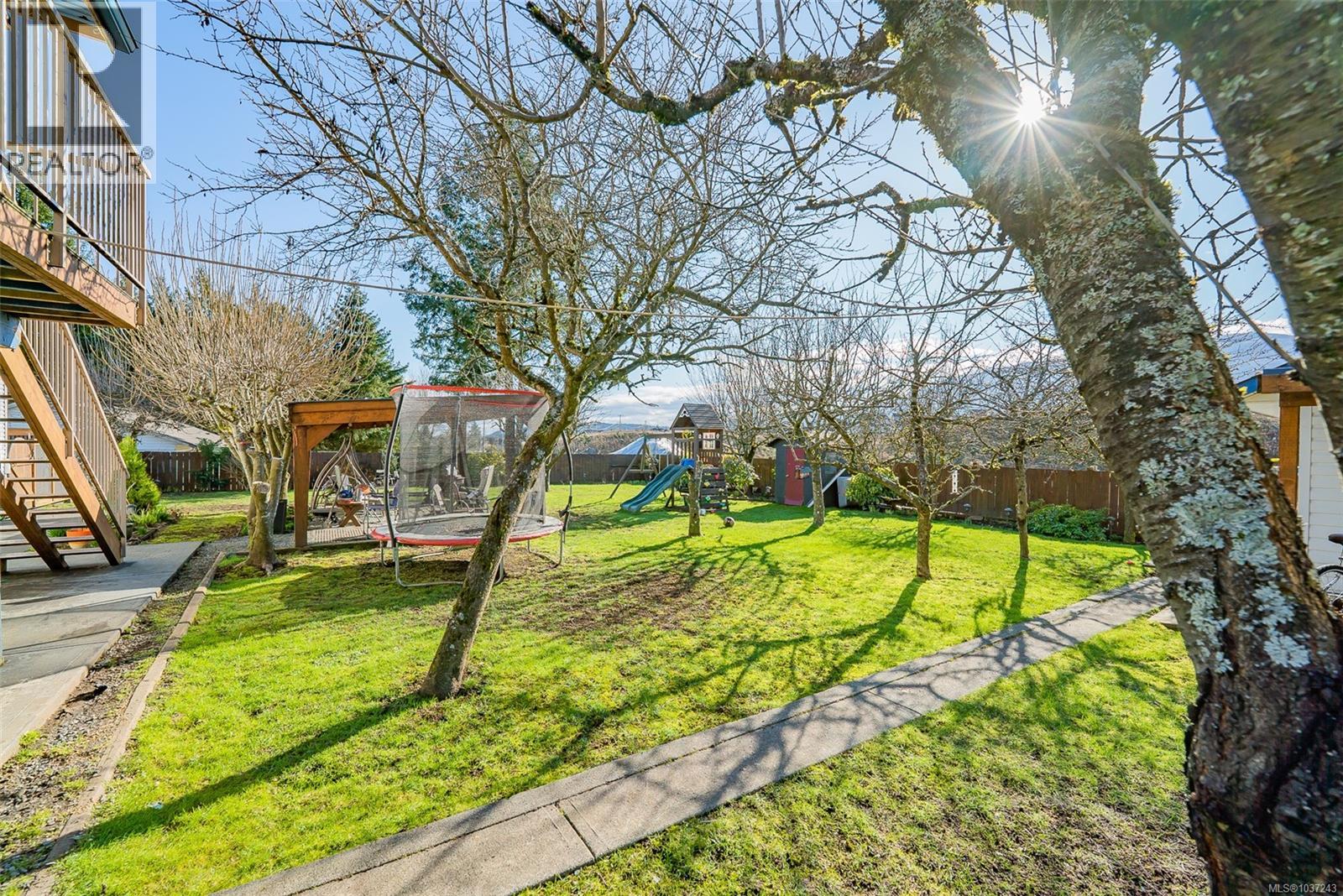 2319 Rosstown Rd, Nanaimo