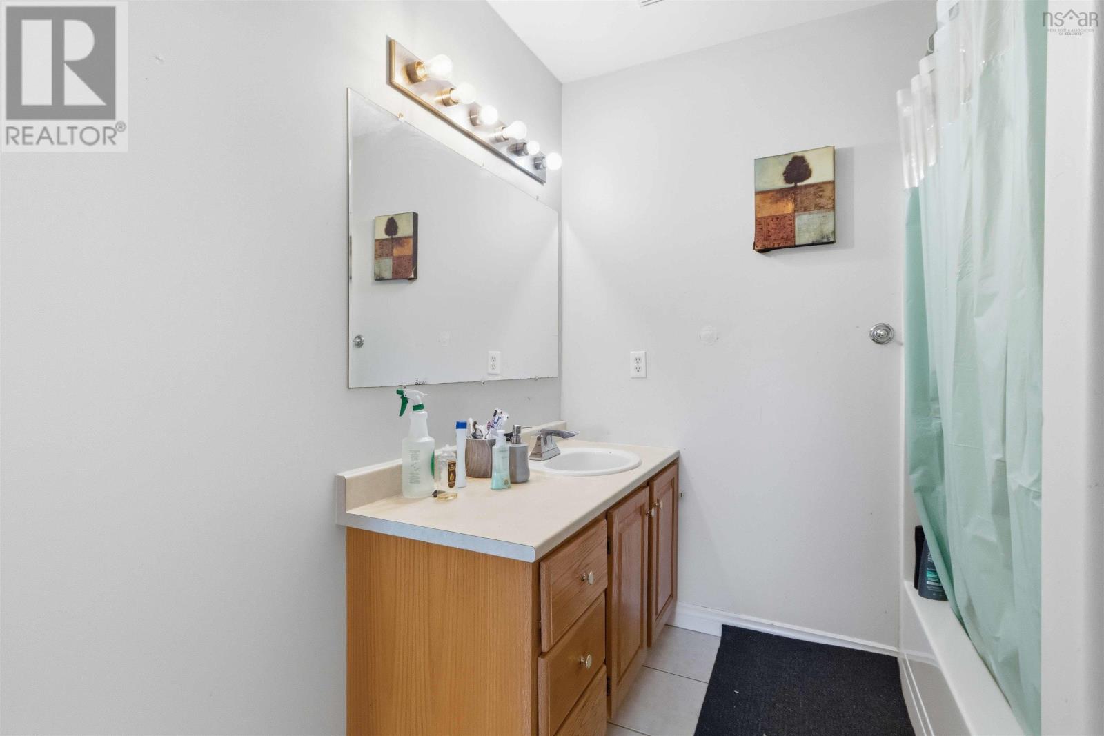 19 Kaytyon Court - 29