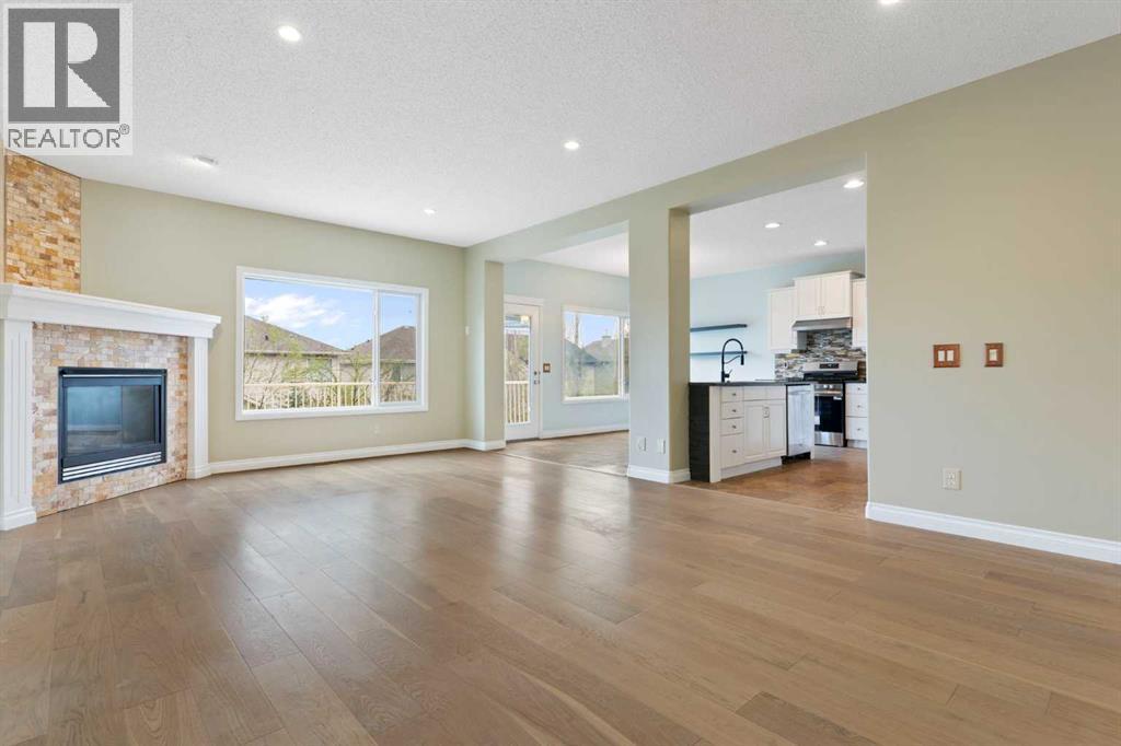 175 Sunset Close, Cochrane