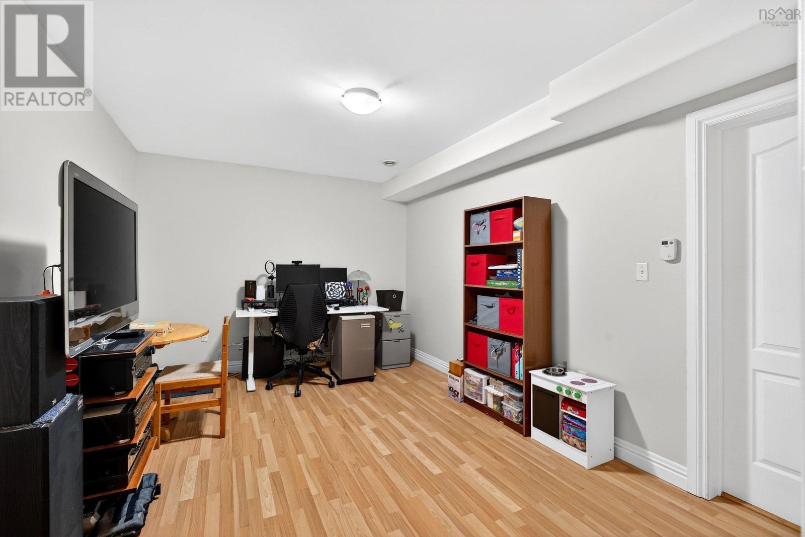 Property 38 of 42 of 238 Nadia Drive
