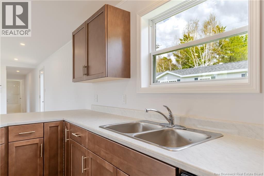 33 Tamarack Drive - 12