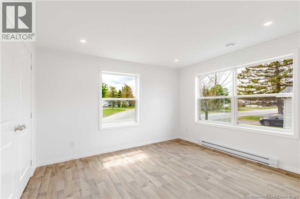33 Tamarack Drive - 13
