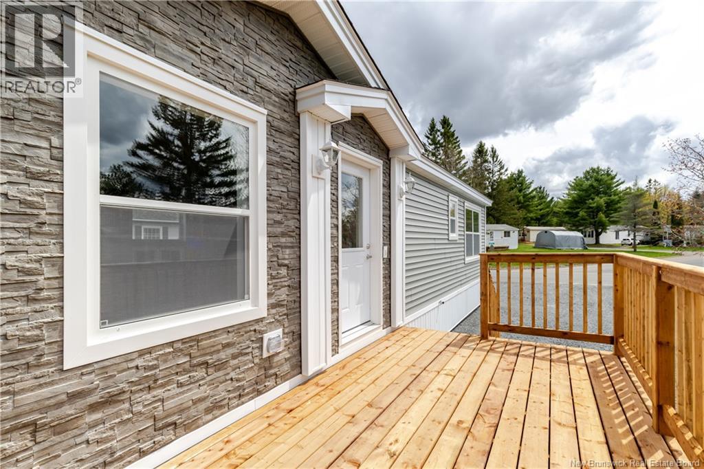 33 Tamarack Drive - 5