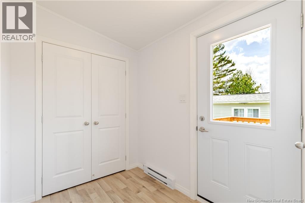 33 Tamarack Drive - 6