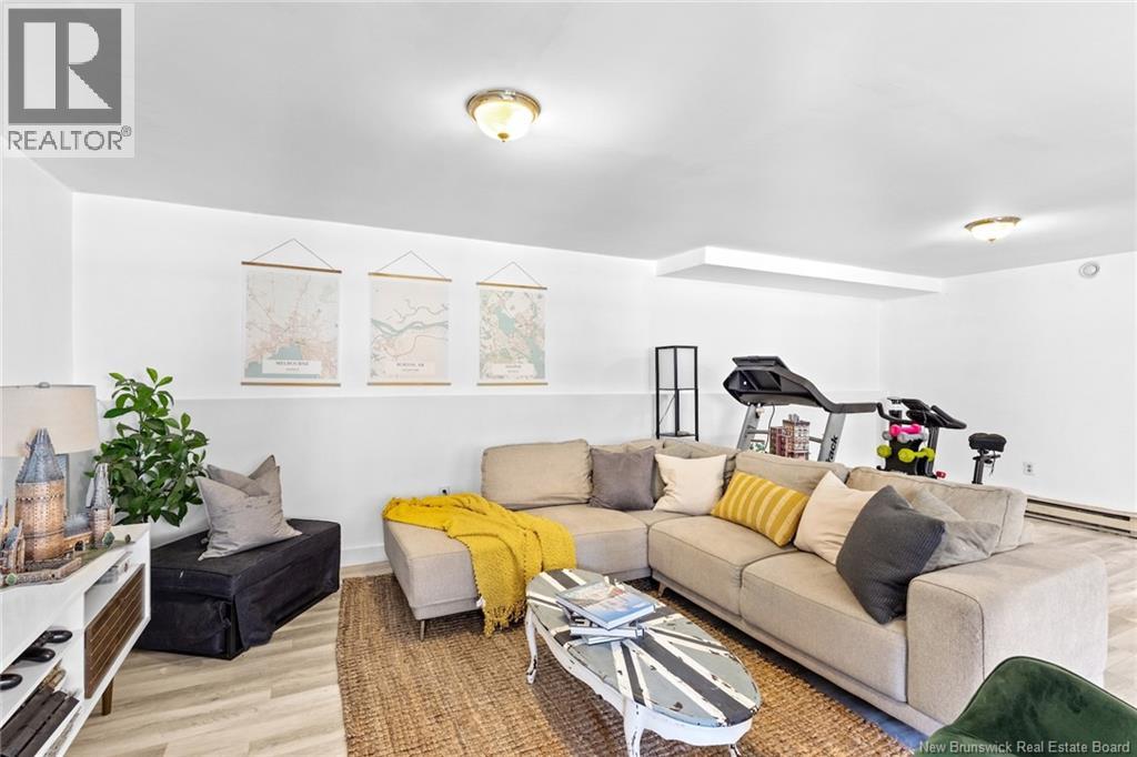 22 Burton Evergreen Drive - 30