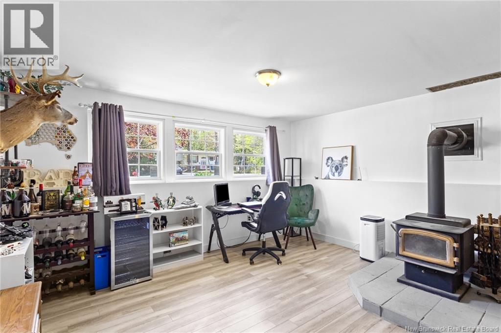 22 Burton Evergreen Drive - 31