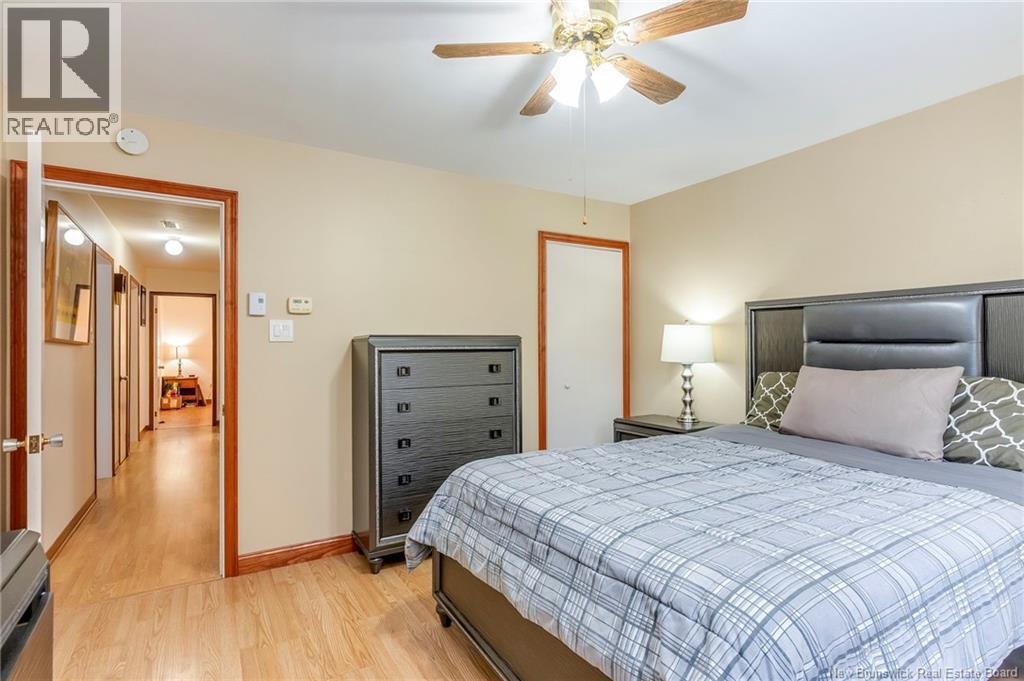 4 Haslett Drive - 17