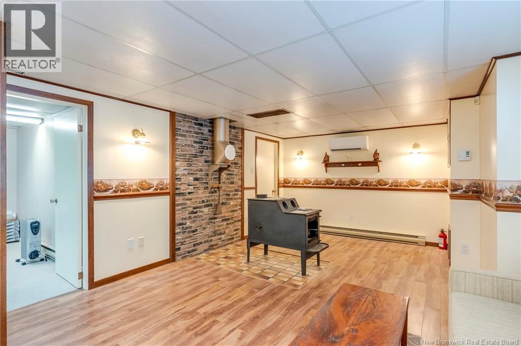 4 Haslett Drive - 24