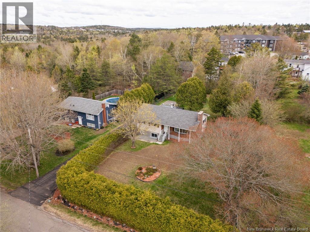 4 Haslett Drive - 28