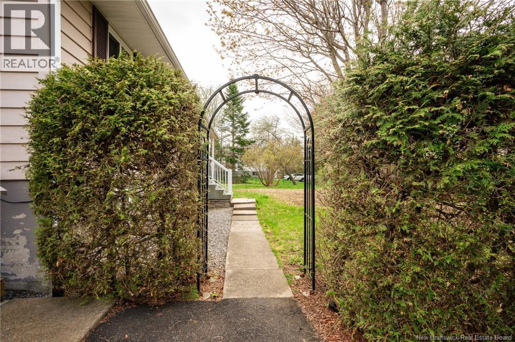 4 Haslett Drive - 37