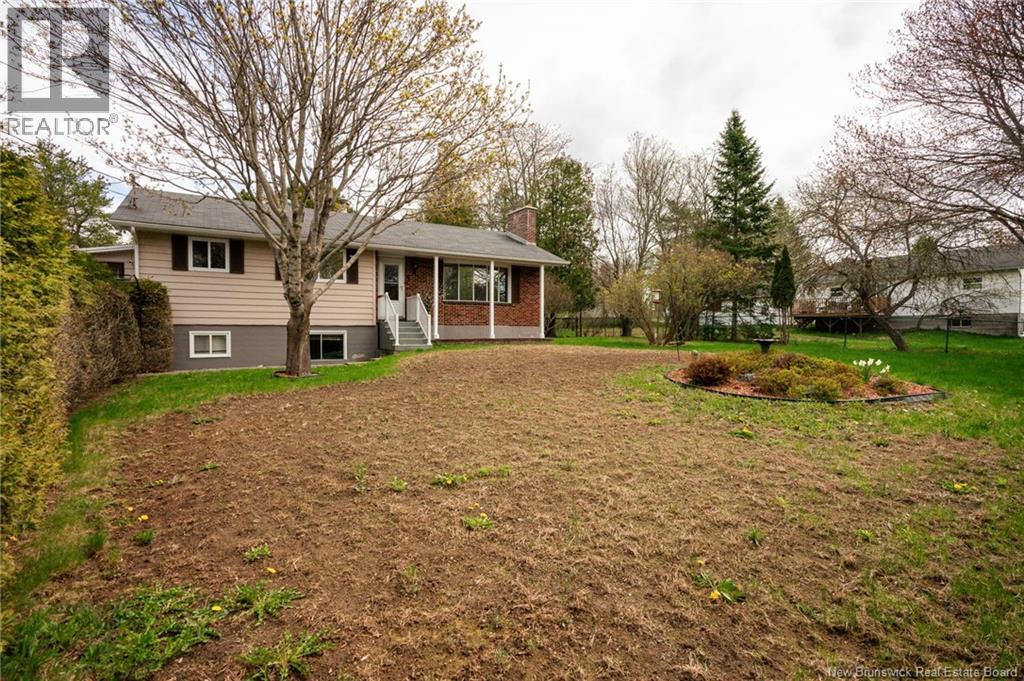 4 Haslett Drive - 38