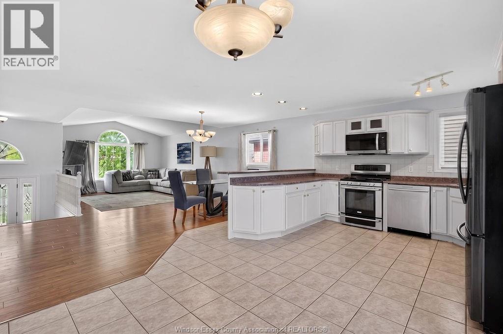 1414 GIRARD DRIVE, Lakeshore, Ontario, N0R1A0 — Photo 18