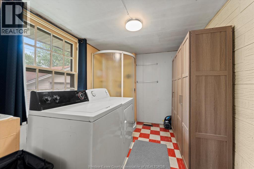 1588 CENTRAL AVENUE, Windsor, Ontario, N8Y3V8 — Photo 8