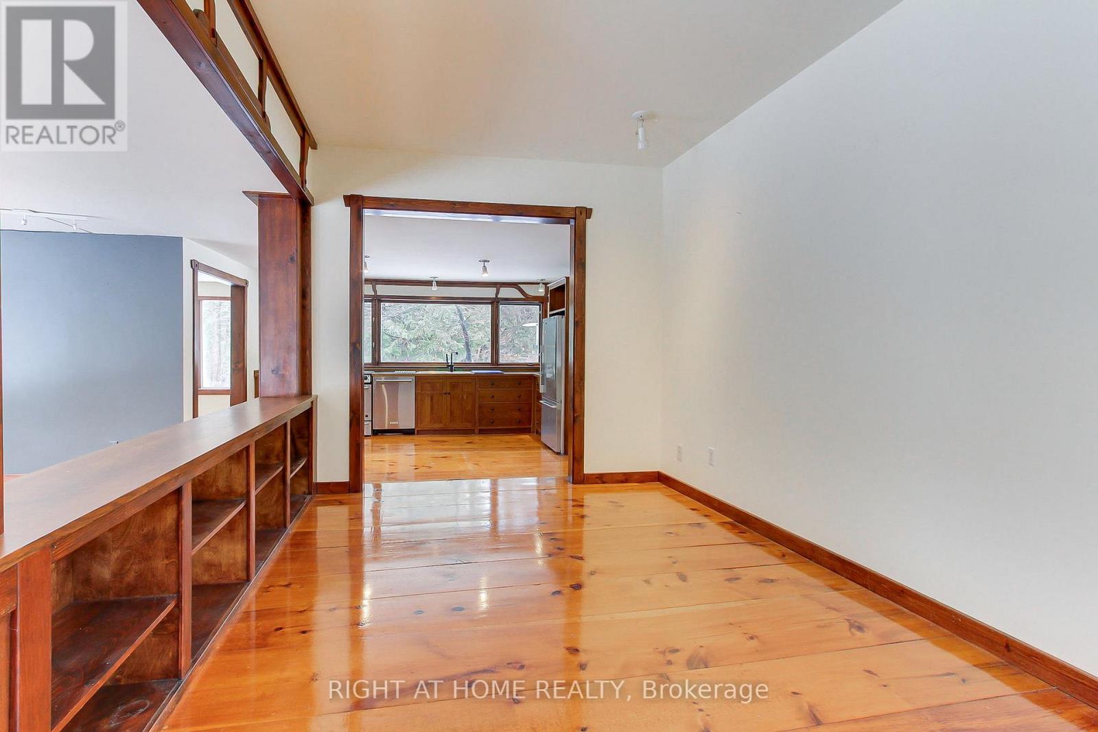 115 VALLEY ROAD - 9