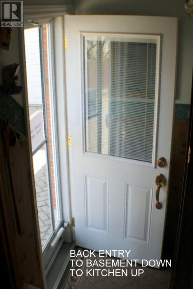 52 Grandview AVE E, Sault Ste Marie, Ontario, P6B3V8 — Photo 11