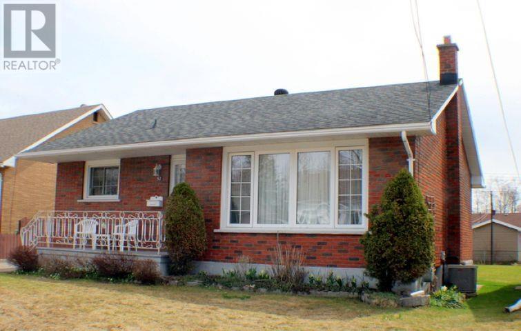 52 Grandview AVE E, Sault Ste Marie, Ontario, P6B3V8 — Photo 39
