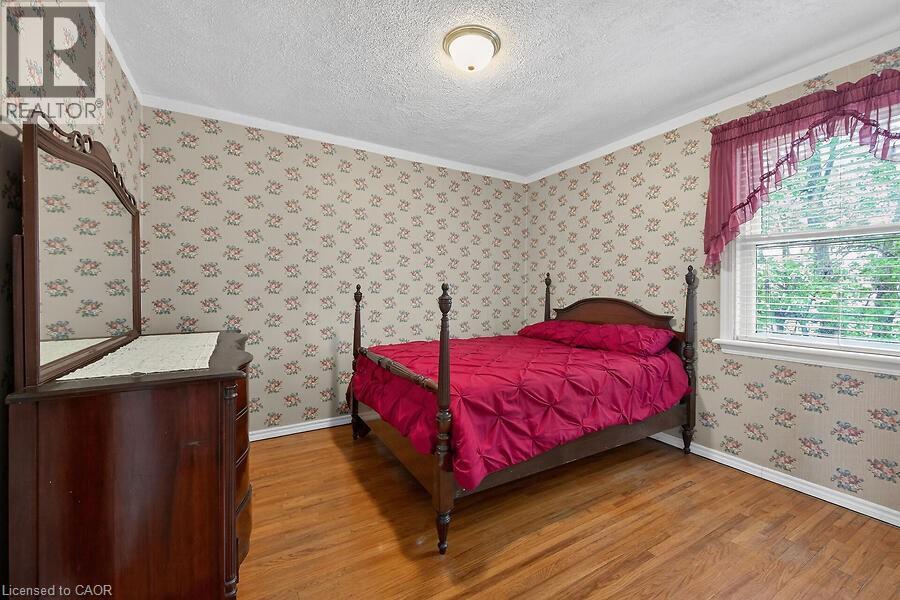 954 QUEENSDALE Avenue E, Hamilton, Ontario, L8T1H6 — Photo 23
