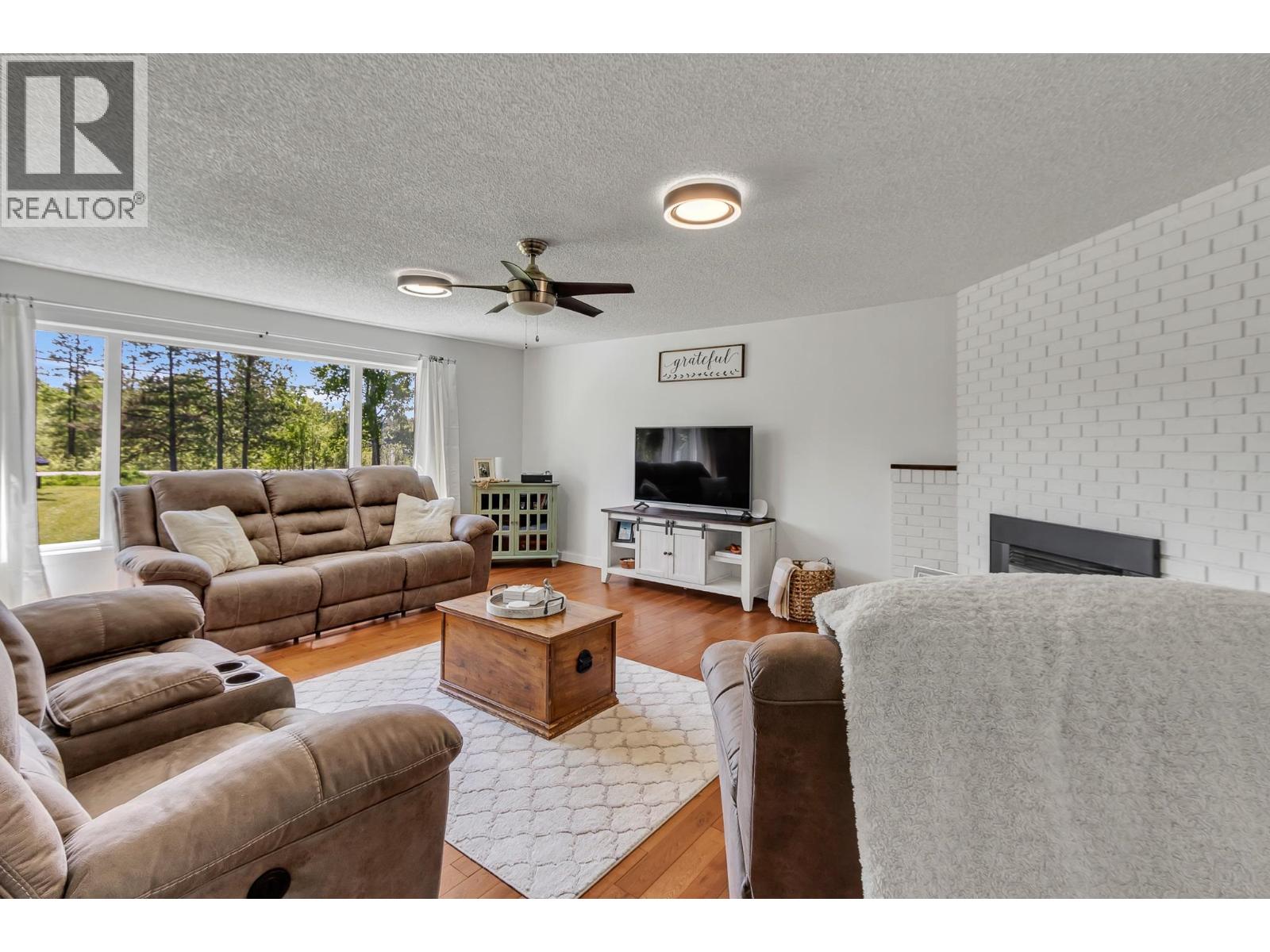 Dining room of 6020 BUCKHORN LAKE ROAD · Prince George, BC