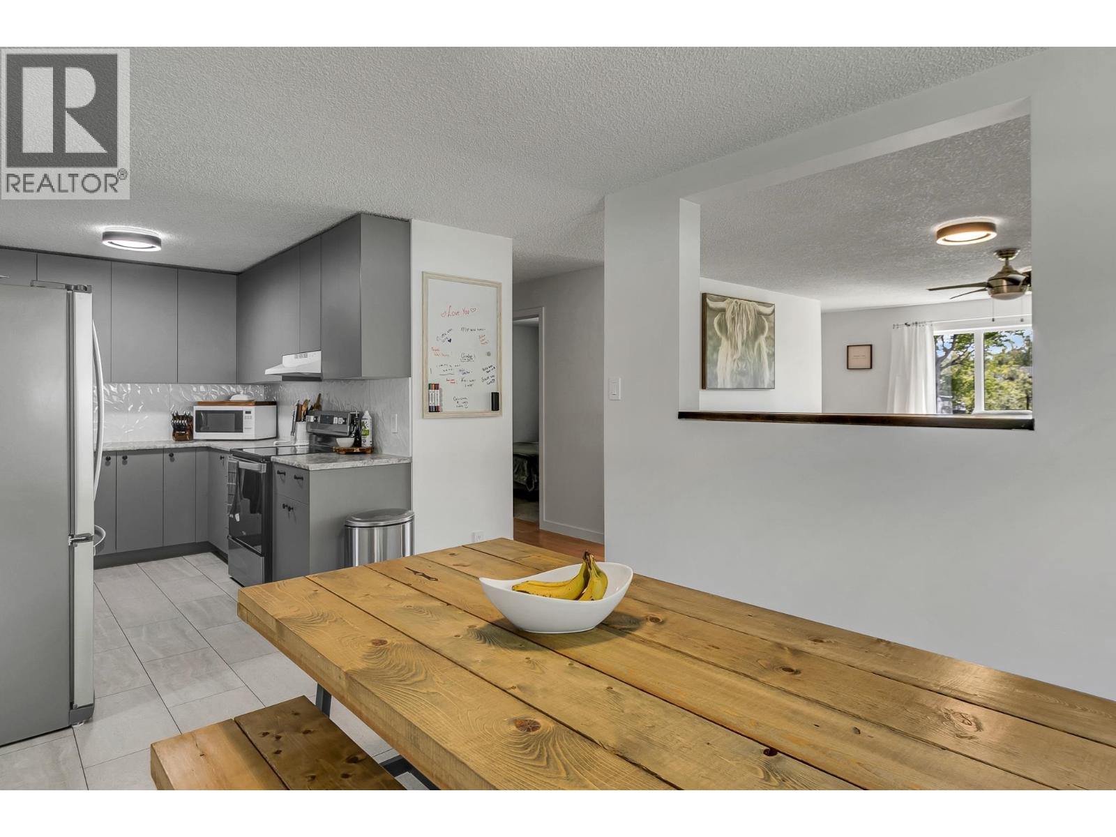 Photo 11 of 33 — 6020 BUCKHORN LAKE ROAD · Prince George, BC