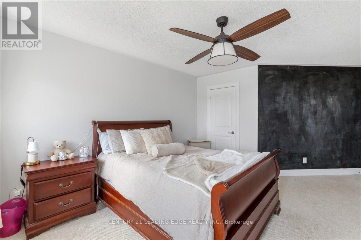 55 CAMPBELL DRIVE - 25