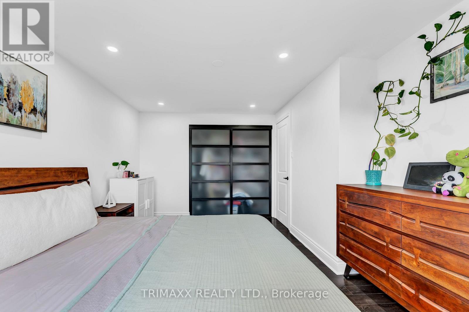 103 ROBIN COURT - 22