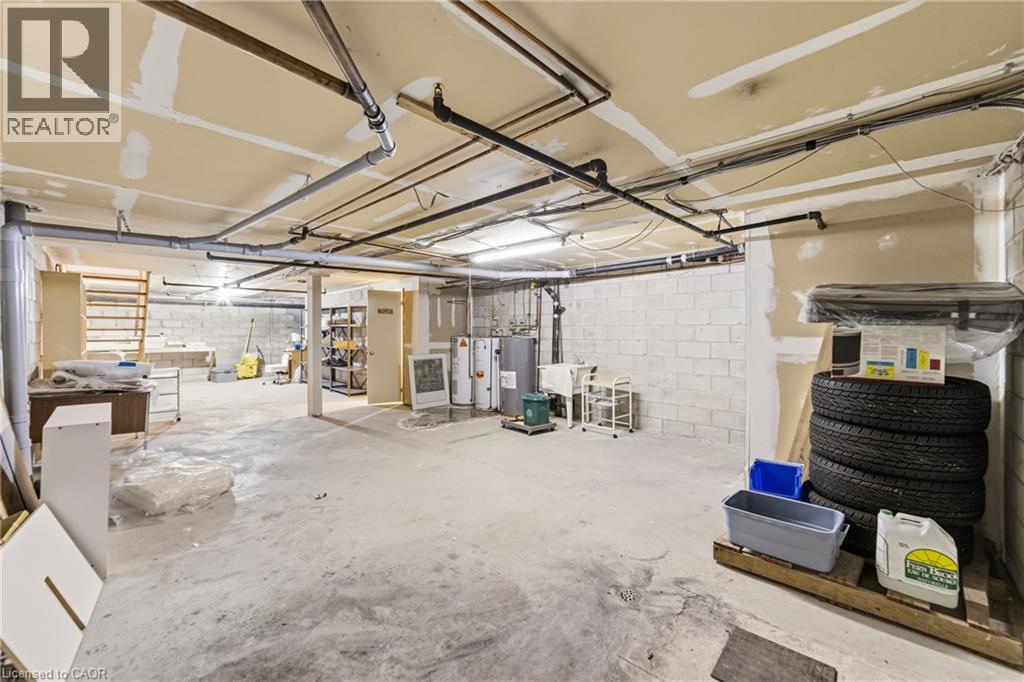 4136 DUNDAS Street W, Etobicoke, Ontario, M8X1X3 — Photo 9
