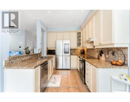 3852 Bloomington Crescent, Mississauga, ON L5M0A3 Photo 17