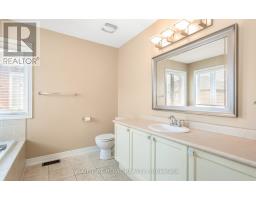 3852 Bloomington Crescent, Mississauga, ON L5M0A3 Photo 32