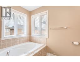 3852 Bloomington Crescent, Mississauga, ON L5M0A3 Photo 33
