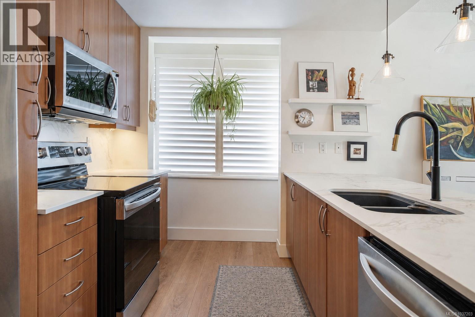 305 300 Waterfront Crescent, Victoria