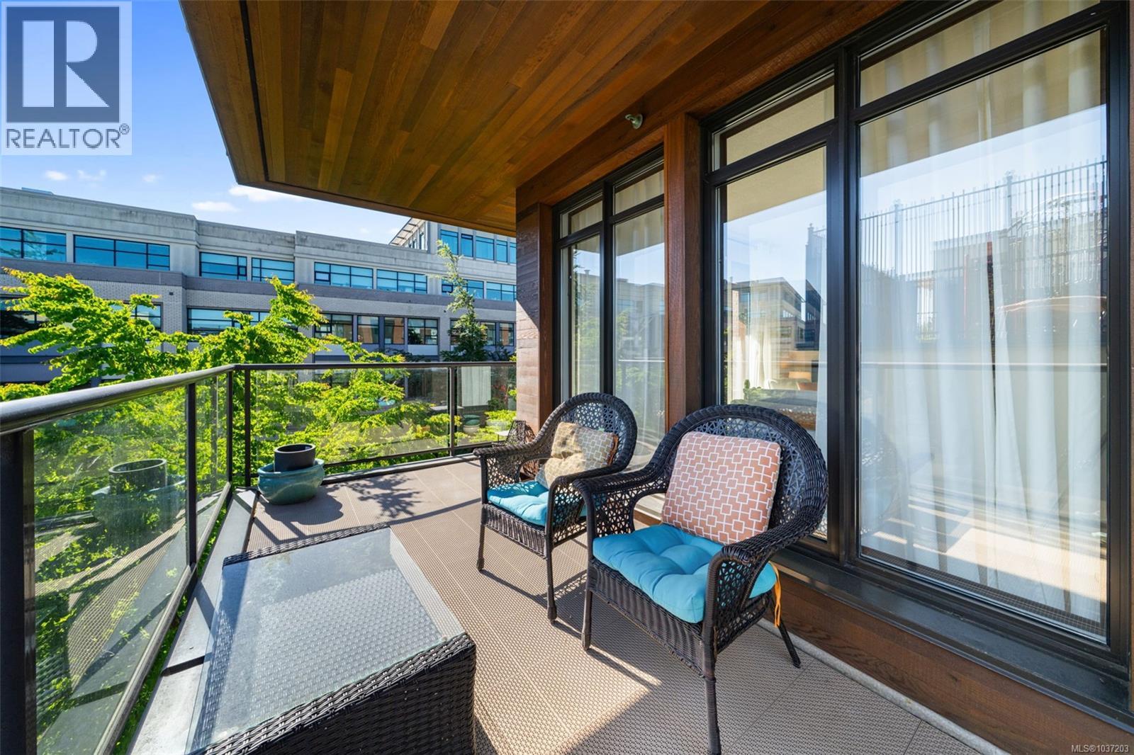 305 300 Waterfront Crescent, Victoria