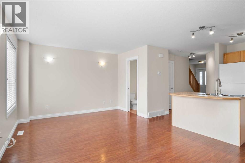#22 2002 22 Avenue - 10