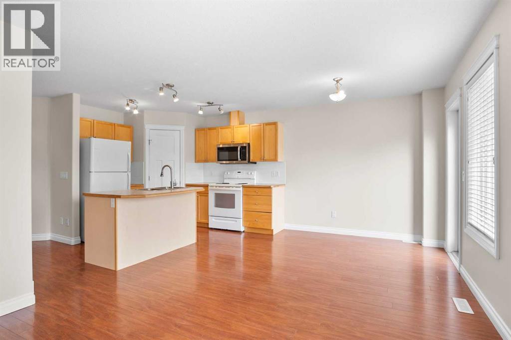 #22 2002 22 Avenue - 11