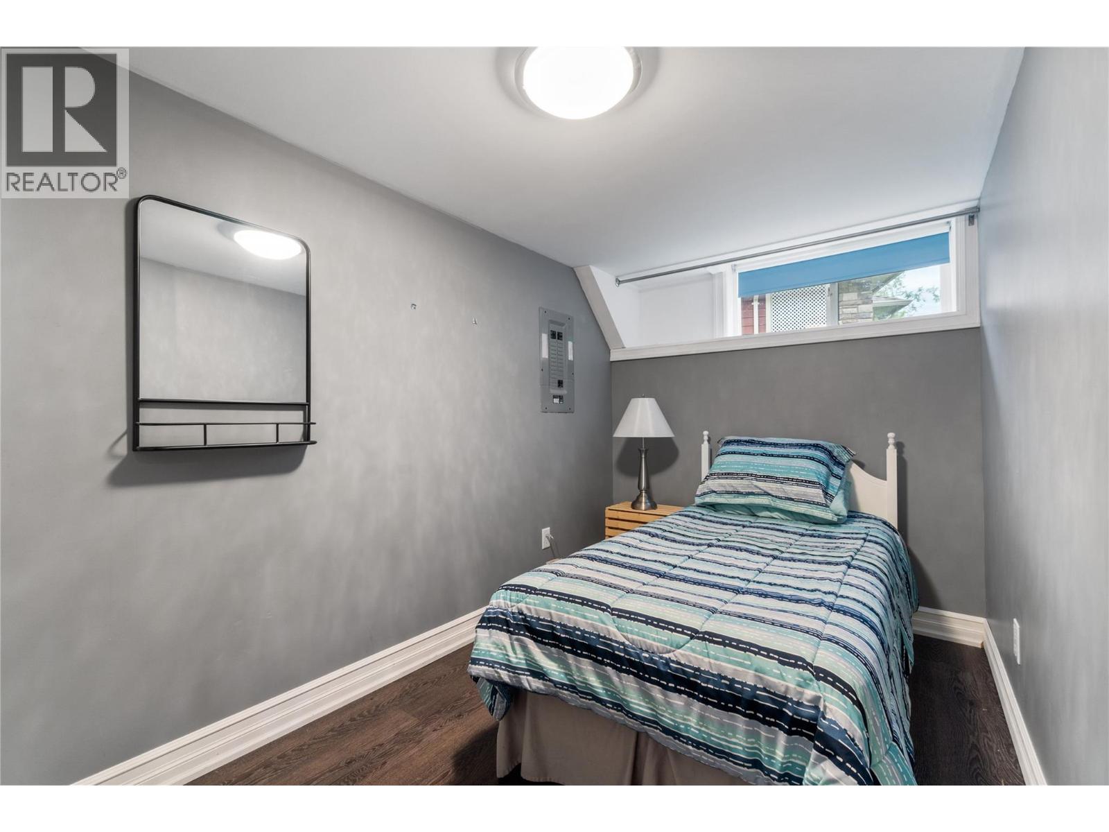  1040 14 Avenue Southeast, Salmon Arm