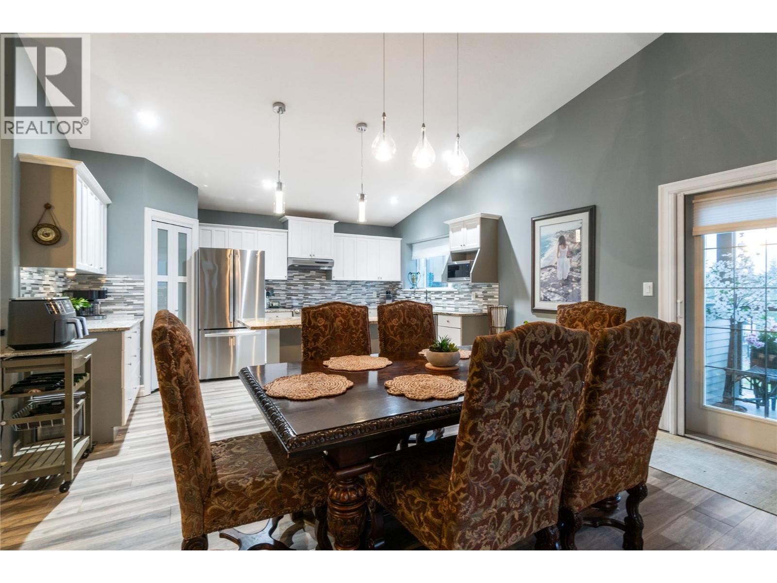  1040 14 Avenue Southeast, Salmon Arm