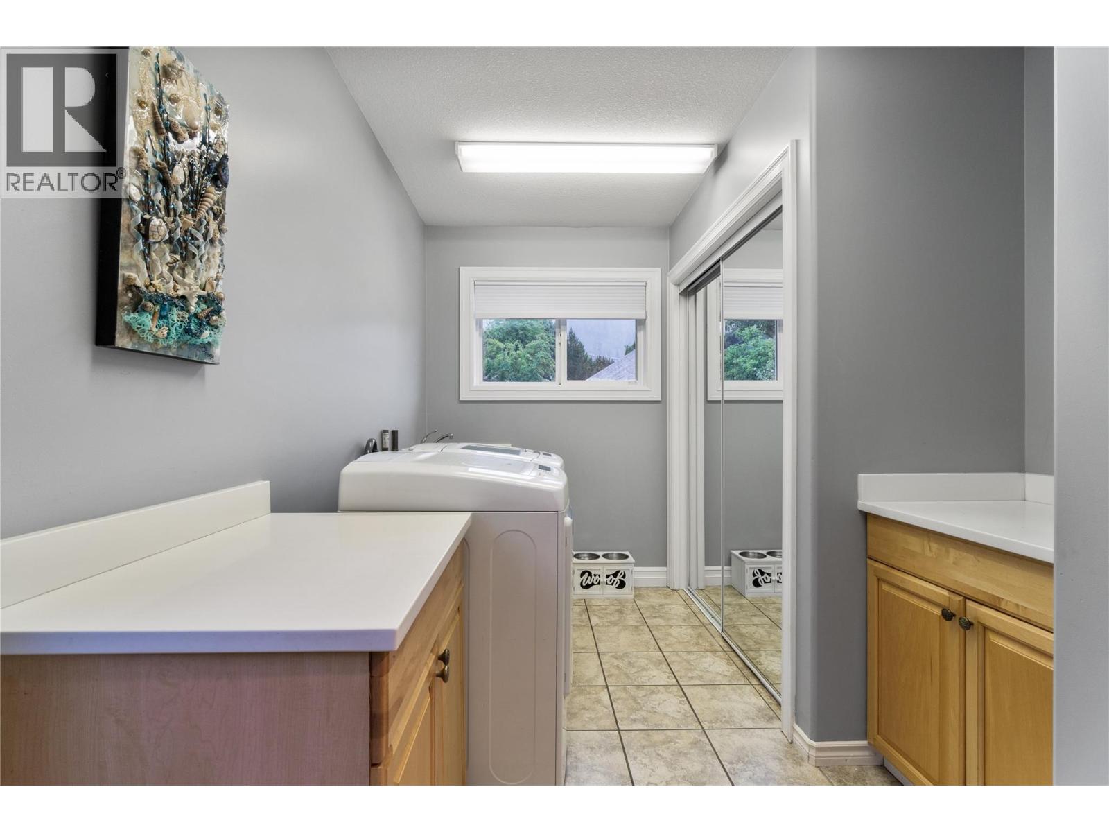 1040 14 Avenue Southeast, Salmon Arm