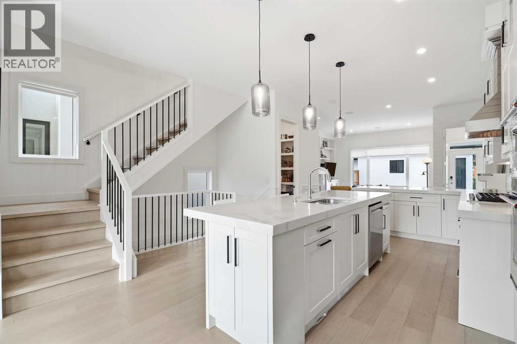 1256 Rosehill Drive NW - 6