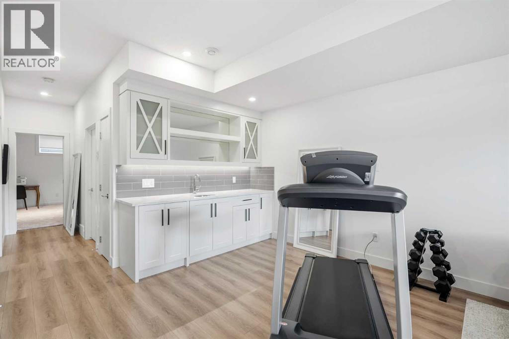 1256 Rosehill Drive NW - 22