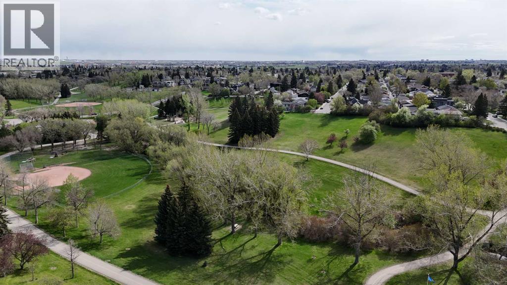 1256 Rosehill Drive NW - 39