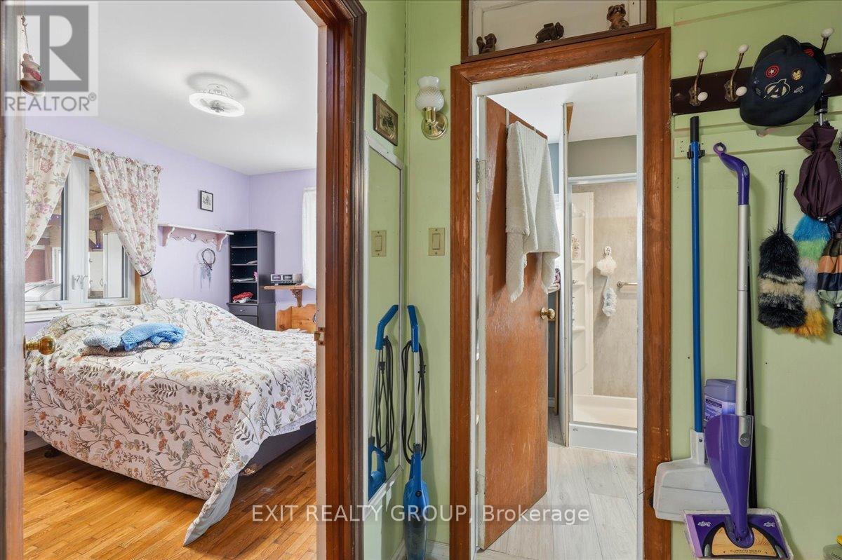 59 CANNIFTON ROAD N - 12