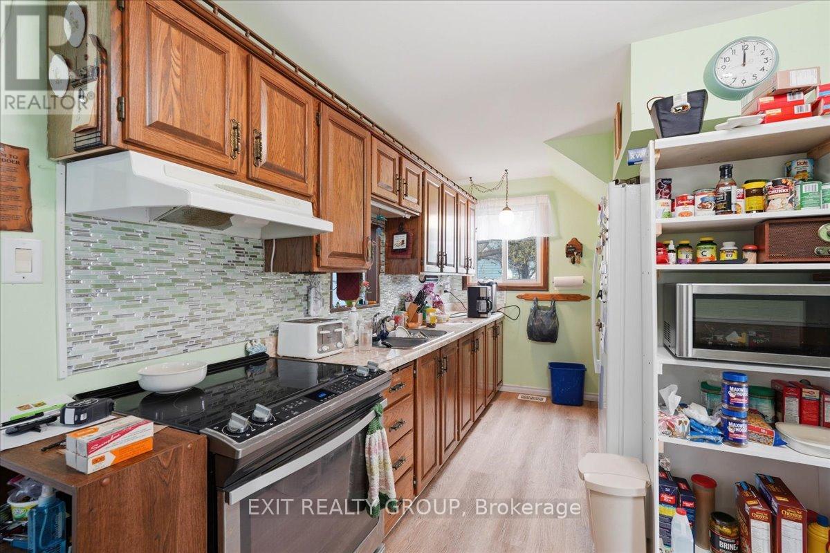59 CANNIFTON ROAD N - 6